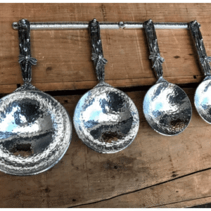 Dragonfly Measuring Cups w/ Wall Strip