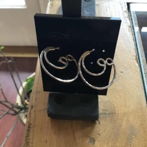 SILVER EARRING #E27