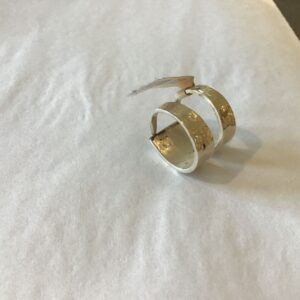 CONTEMPORARY TINE RING HAMMERED